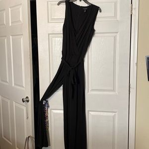 New without tags sleeveless jumpsuit
